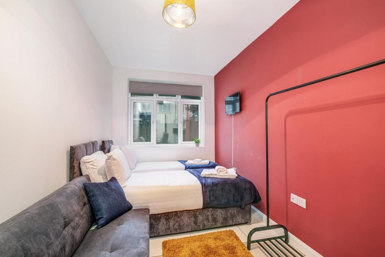 Fernbank Rooms Sudbury Hill, Harrow, Self-Contained Studios With En-Suite Harrow on the Hill Exterior photo